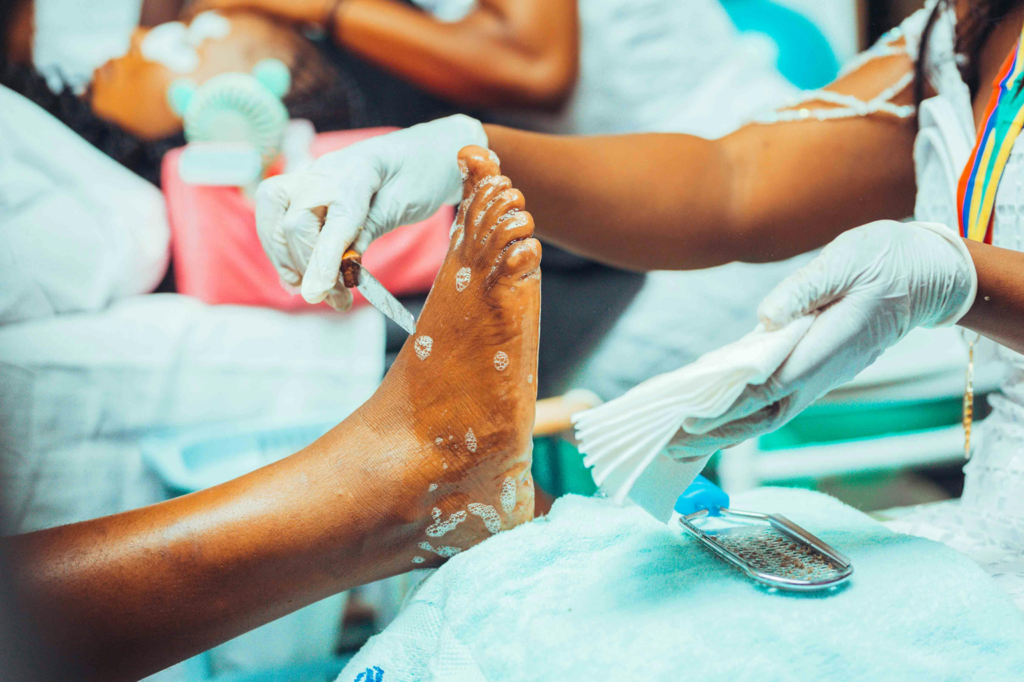 Foot-care-services applying moisturizer service new